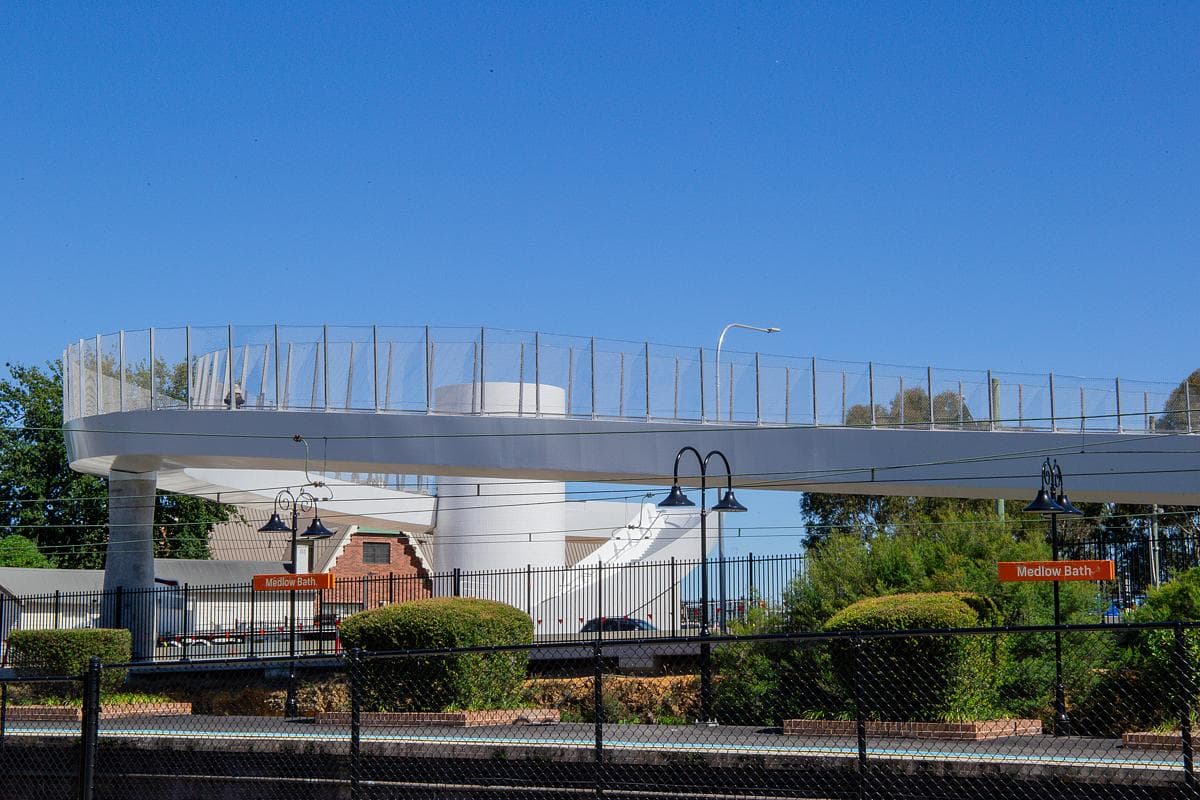 The footbridge spans the platforms at Medlow Bath station.