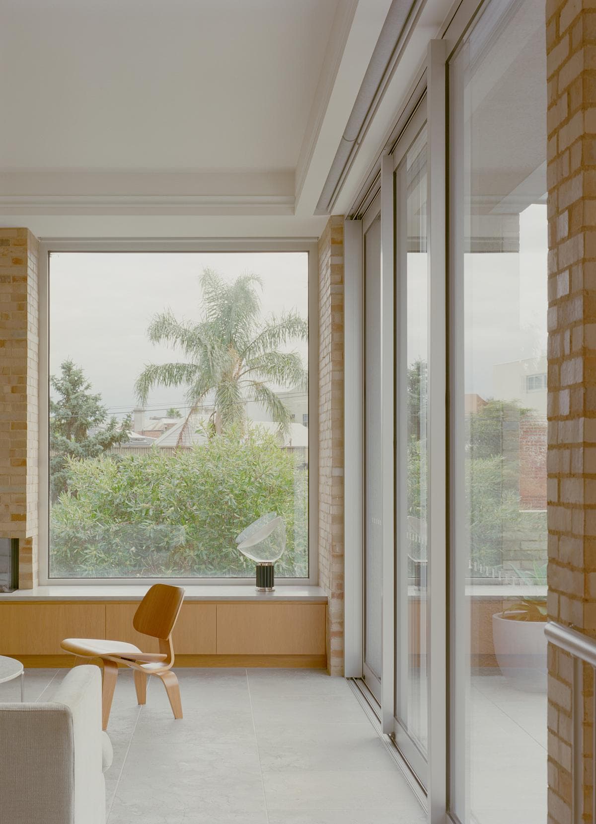 The living spaces look towards the park canopy.