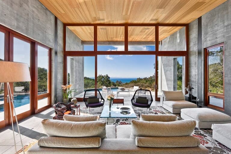 Toro Canyon Residence living space by ShubinDonaldson