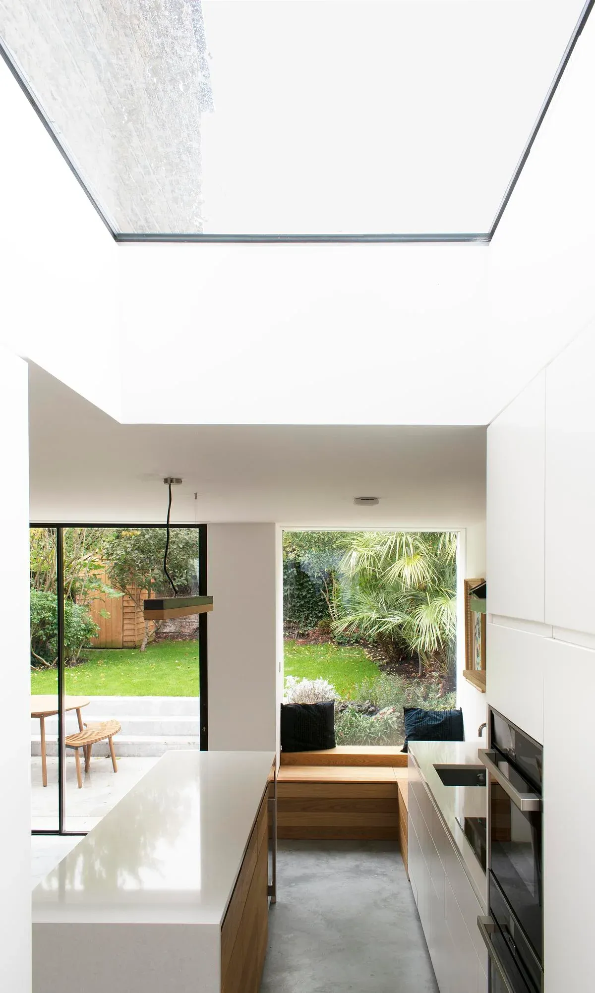 A rooflight brings daylight into the kitchen.