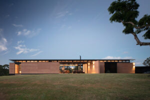 Avonlea House by Robinson Architects, Eumundi