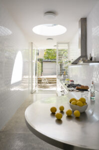 Hastings van Nunen House, Sydney, by Ian Moore Architects. Photograph by Daniel Mayne.