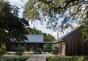 Belmont Park residence by Cuppett Kilpatrick, Austin, Texas