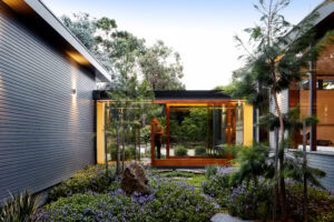 Shoreham House by Tim Spicer Architects