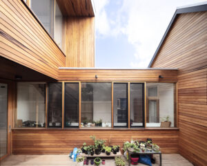 Glenlyon Road House by Gardiner Architects, Melbourne