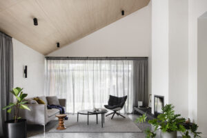 Malvern East Bachelor Pad interior by Studio mkn, Melbourne